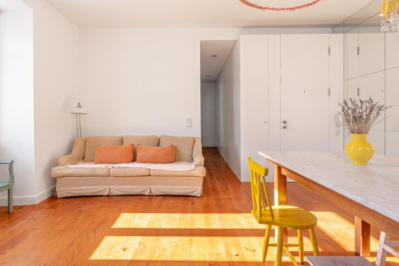 Joivy Chic 2Br Apt In Bairro Alto, 2Mins To Sao Pedro De Alcantara Viewpoint Lisboa Exterior foto